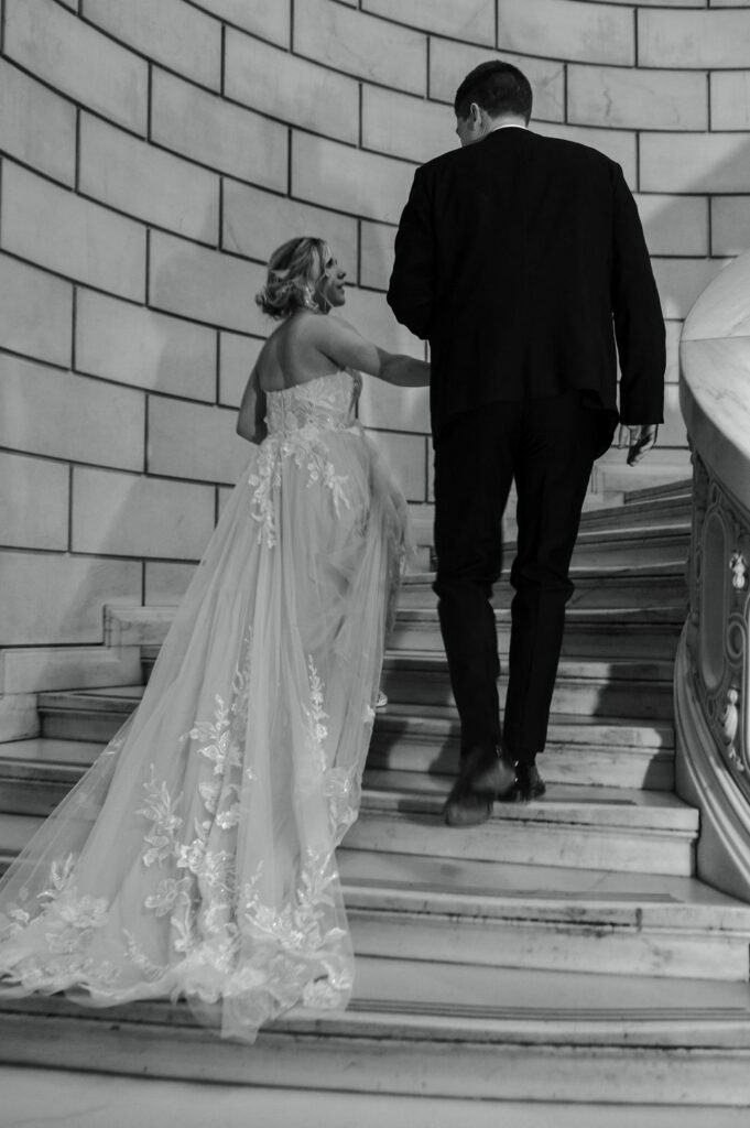 Cleveland Old Courthouse Wedding - bride and groom on steps